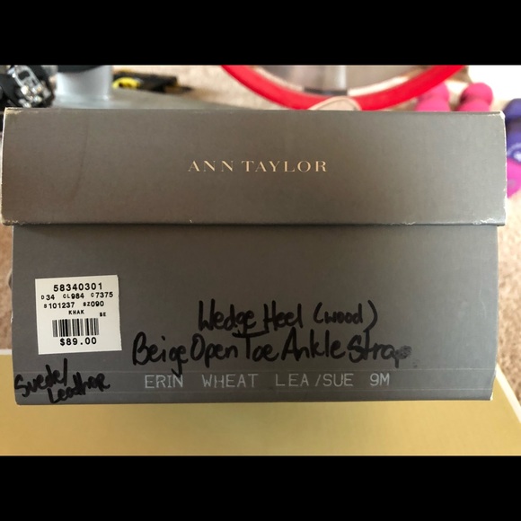 Ann Taylor suede/leather wood wedge heel Sz 9m - Picture 5 of 5